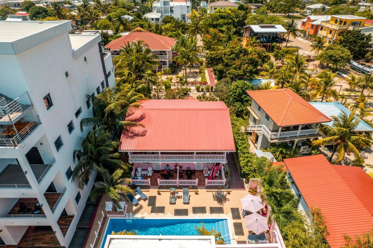 Miramar Suites Placencia Экстерьер фото