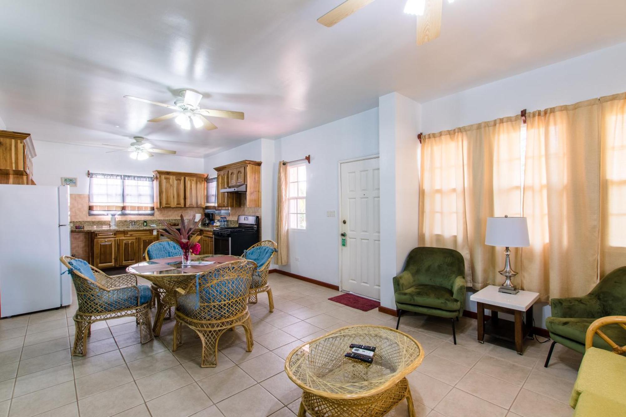 Miramar Suites Placencia Номер фото